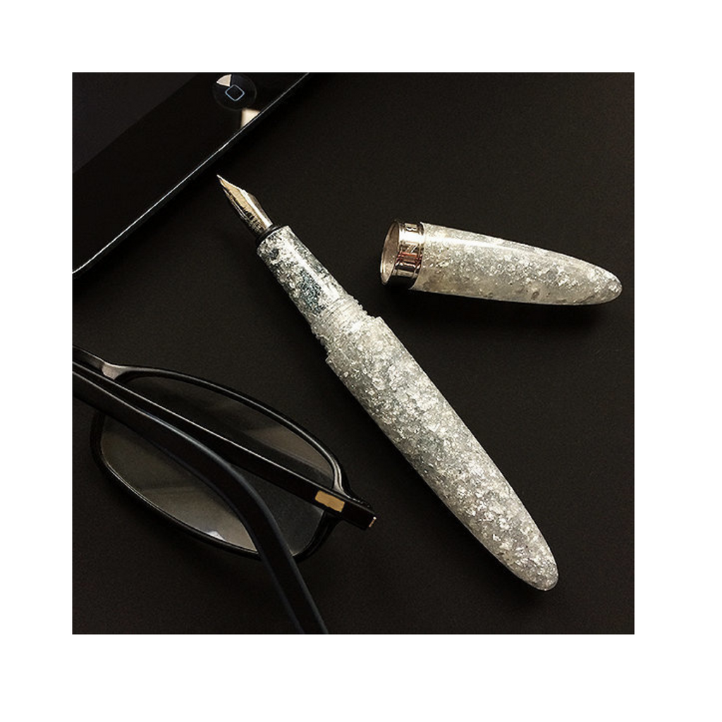 Benu Briolette Baikal Ice Fountain pen
